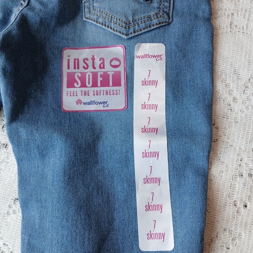 NEW Wallflower Girl "The Rose" Skinny Fit Jeans Size 7 Blue Insta Soft Nwt. - Picture 9 of 18