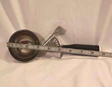 Hamilton Beach Ice Cream Scoop Disher Model 67 White End Handle #9 Made in USA