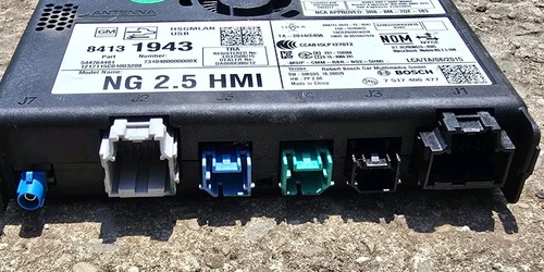 16-19 GMC Chevrolet Buick HMI Multimedia Interface Control Module OEM 84089011 - Picture 2 of 3