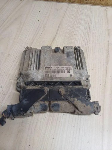 OPEL VECTRA C GTS Motorsteuergerät ECU 0281013409 55205632 1039S14419 34893915