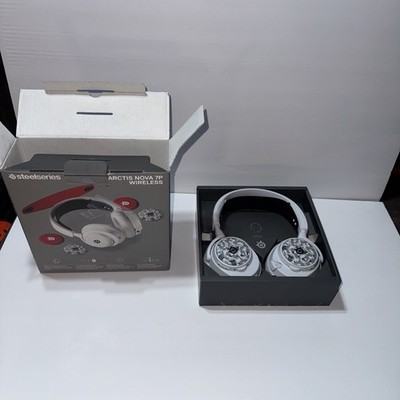 SteelSeries Exclusive Nova 7 Headset with Booster Pack USB-C Wireless Bluetooth.
