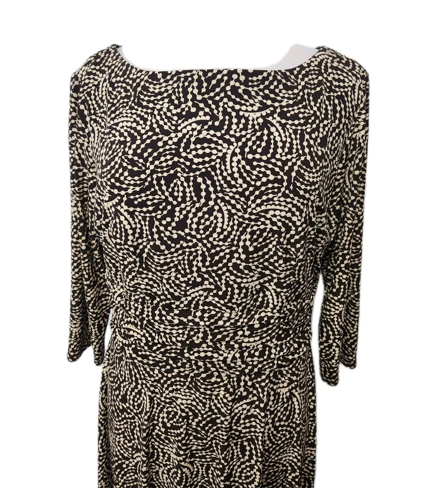 Vestido Positive Attitude Marrón Acanalado Cintura Ajuste Acampanado Talla 16 Cremallera Trasera Tejido MIDI Foto 4 de 4