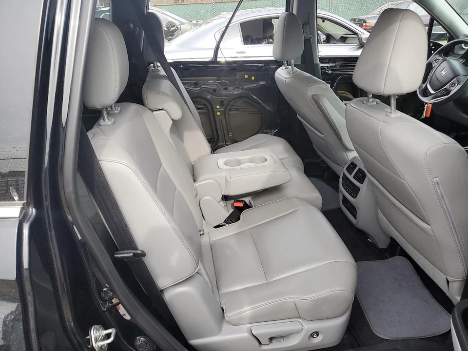 Used Left Headlight Assembly fits: 2017 Honda Pilot projector w/o self leveling Foto 4 de 4