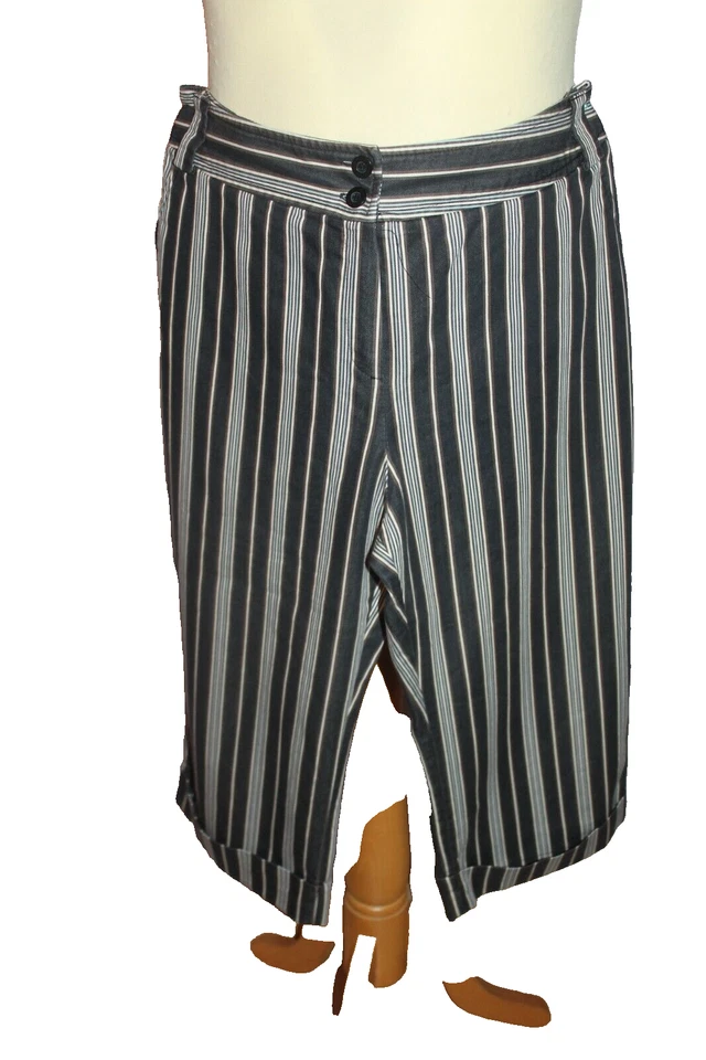 PANTACOURT RAYE FEMME °°° ANTONELLE °°° TAILLE 40/42 - Photo 1/3