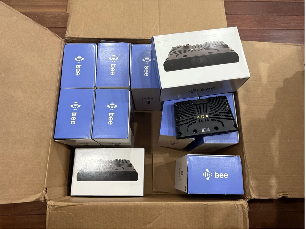 【新品未開封】Hivemapper Bee LTE and WiFiモデル Hivemapper Bee - LTE and WiFi – Hivemapper Market