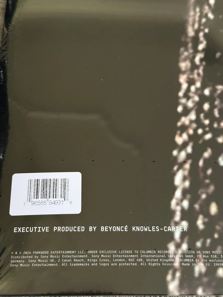 Beyonce Act ii Cowboy Carter Black,White,Blue,Red Vinyl (Exclusive Cover Bundle) - Image 2 of 4