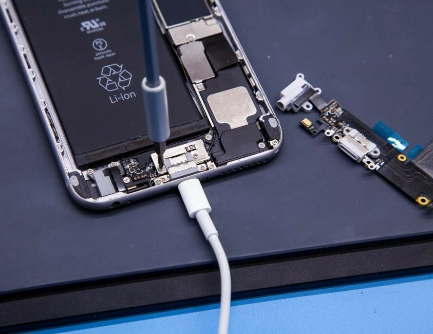 Reasons Why Your IPhone Charging Port Is Loose (And How To, 43 OFF