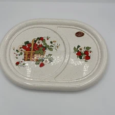 Vintage MCM Treasure Craft Cindy Sims Strawberry cheese divided plate as is