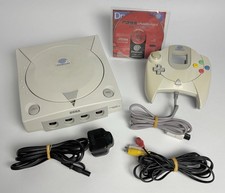 SEGA Dreamcast Console Bundle - Game - Official Controller - A72