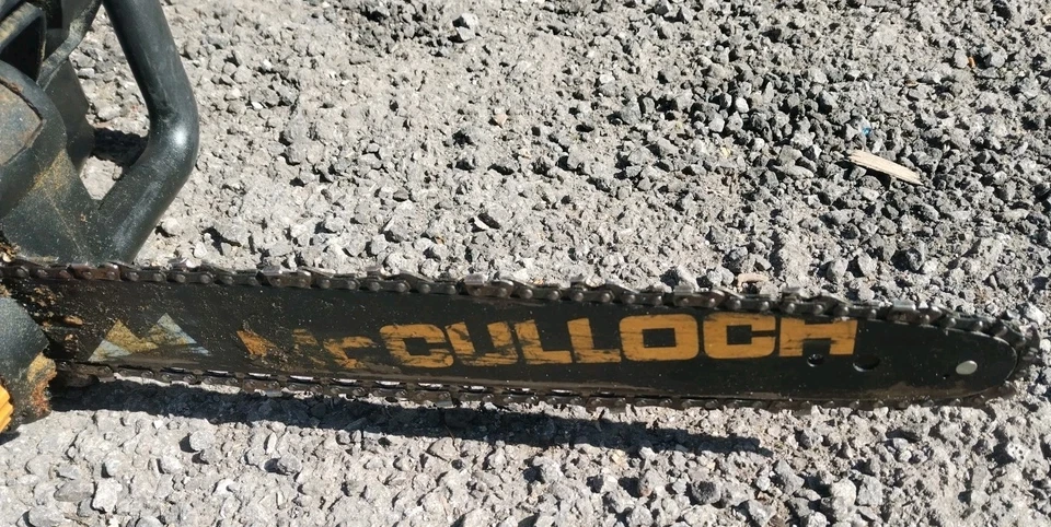 McCulloch CSE2040S Electric Chainsaw 2000W 40cm/16" Bar K2A9 - Image 2 of 4