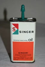 Vintage SINGER Sewing Machine OIL LUBRICANT 4 oz CAN  TIN USA Full