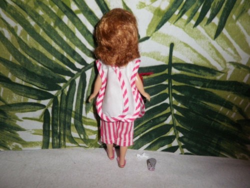 SIN MUÑECA-1957, BetsyMcCall Mommy's Helper, con sandalias, fregona antipolvo, limpiador, arco para el pelo, #27 - Imagen 8 de 12