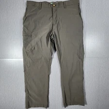 UB Tech Men's Pants Size 40x30 Green Nylon/Spandex Outdoor/Hiking Lightweight