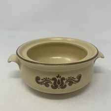 Pfaltzgraff Village Individual Casserole soup Crock  12oz