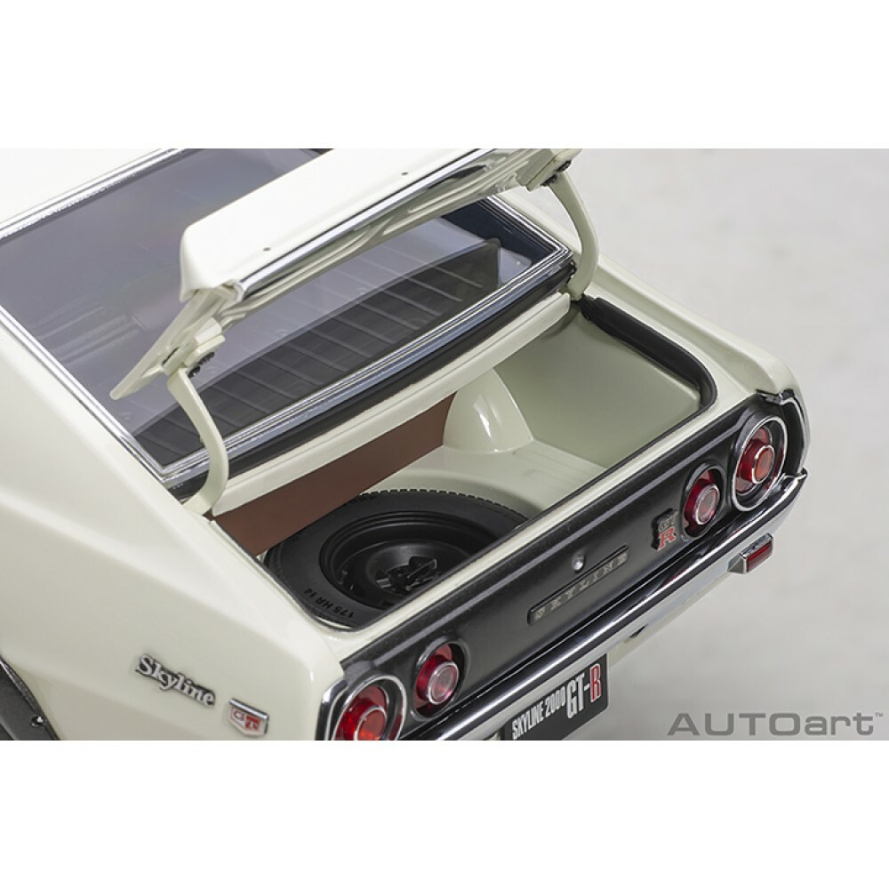 AUTOart 77472 NISSAN SKYLINE GT-R KPGC110 1/18 MODEL CAR WHITE | eBay