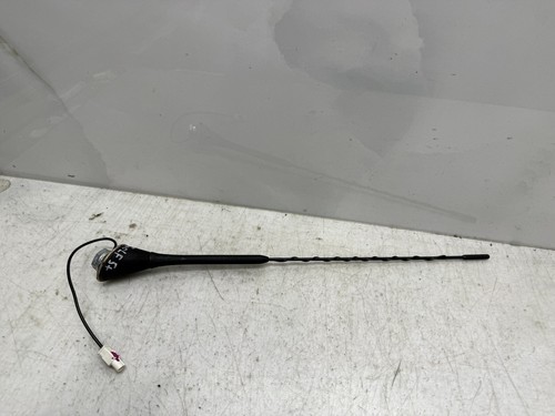 VW Golf 5+ Fahrzeugantenne Antenne  6Q0035575A