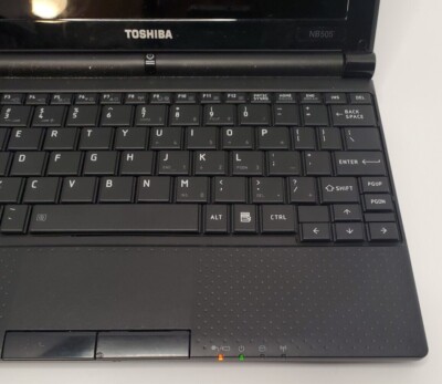 TOSHIBA NB505-N500BL Mini Laptop Intel Atom N455 1.66GHz 1GB Ram