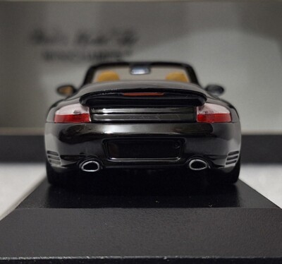 Porsche 911 (996) Turbo Cabriolet 2003 1:43 Minichamps 400062732