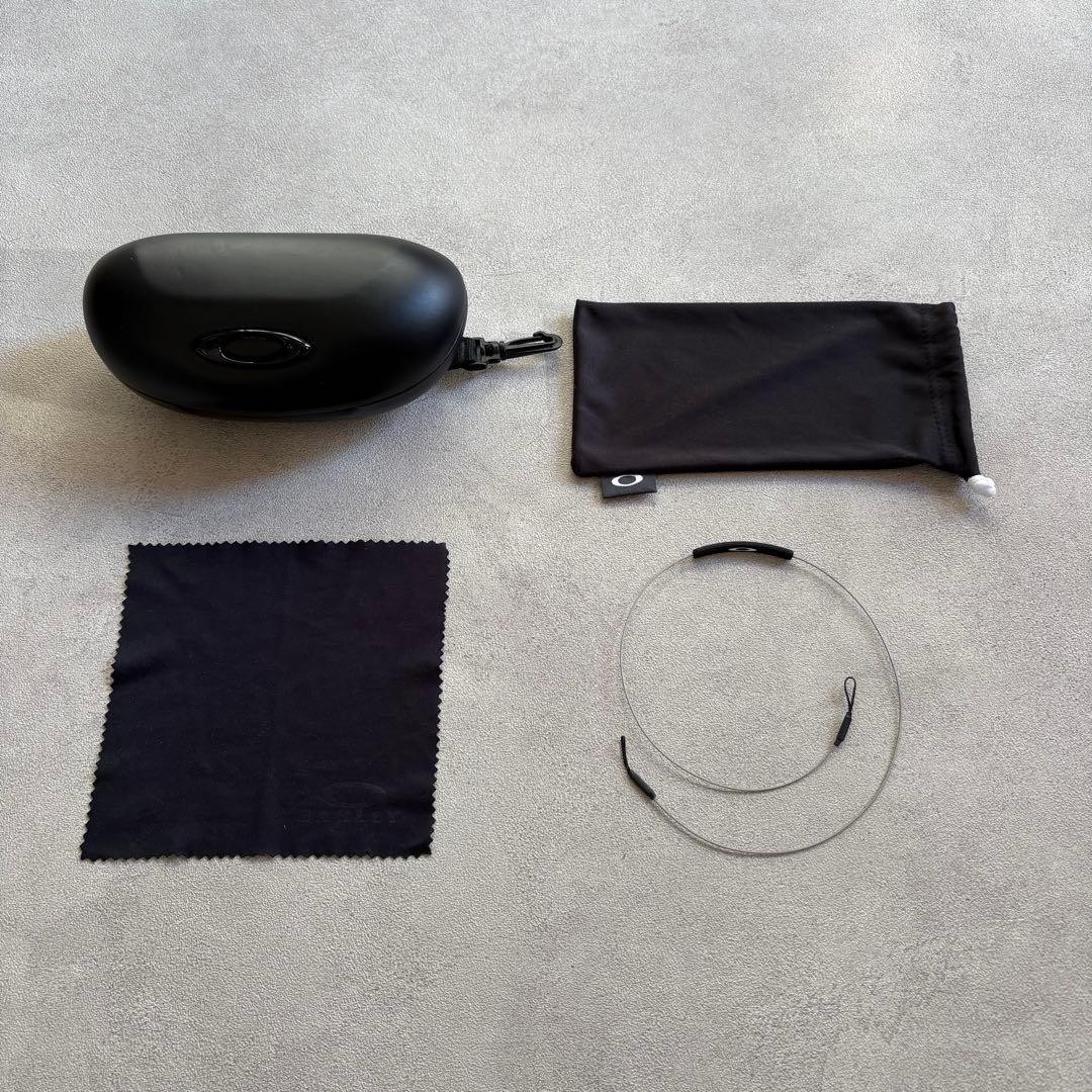 OAKLEY Split Shot Accessories Hard Case Leash Cro… - image 1