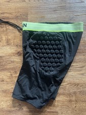T1TAN Titan Torwart Hose Kurz, Gr&ouml;&szlig;e XL (K&ouml;rpergr&ouml;&szlig;e 1,85 Ideal) - Zustand Gut