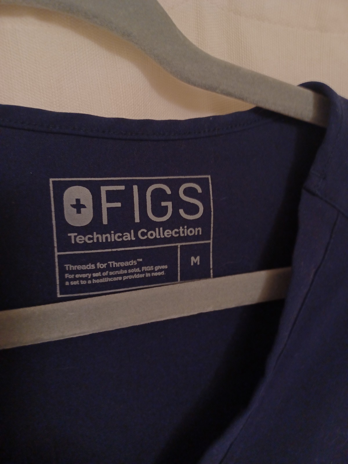 FIGS SCRUB Lot Navy Blue 1 Joggers,  1 Rafaela Top, 2 Casma Tops All Size Medium image 3
