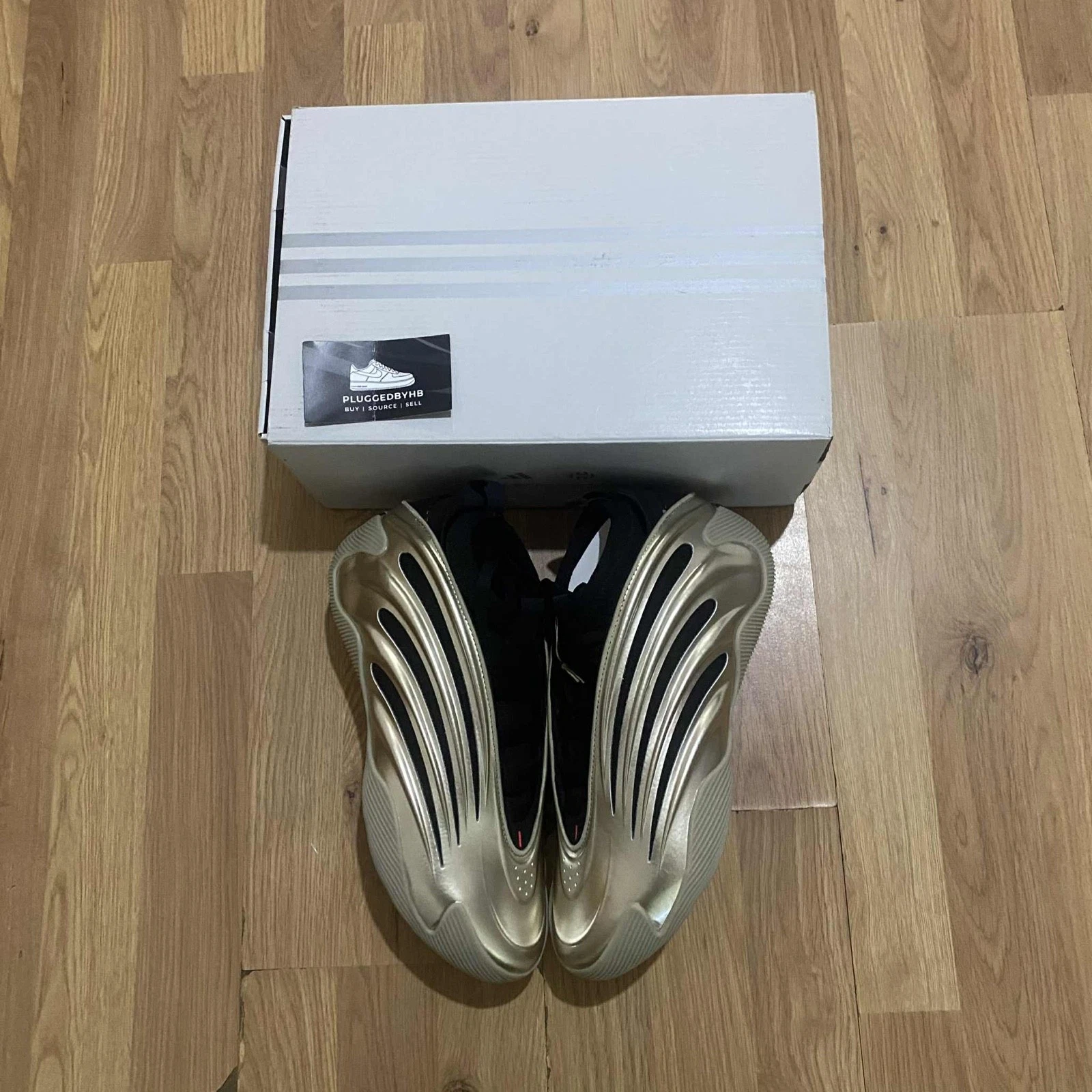 ADIDAS HARDEN VOLUME 9 CYBER METALLIC SCARPE DA GINNASTICA UOMO TAGLIA UK9 ORIGINALI NUOVE PREZZO AL PUBBLICO £140