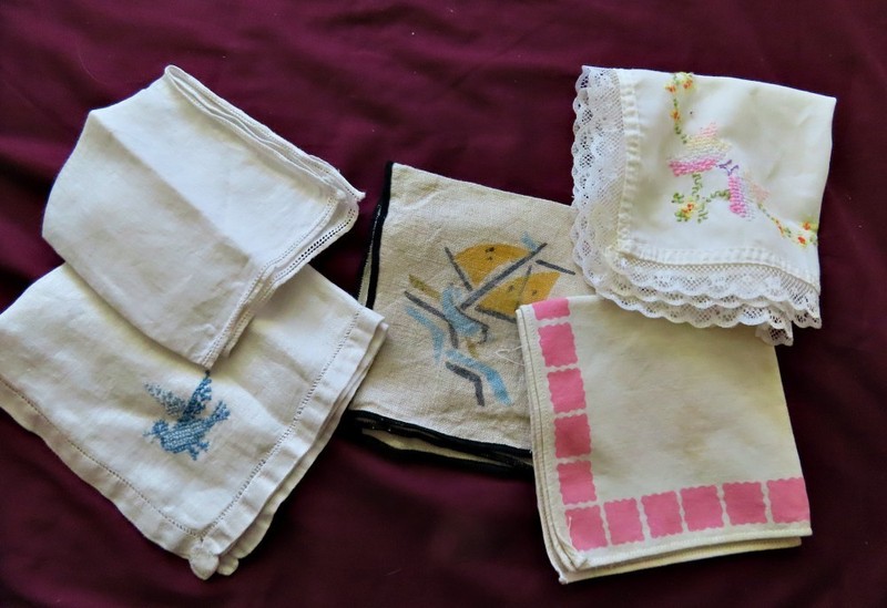 Lot of 5 vtg ladies lady hankies, hankys variety embroidery lace cutwork paint