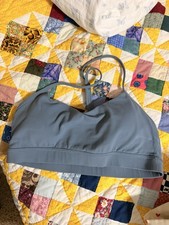 lululemon athletica Flow Y Nulu Sports Bra 36B Blue Medium Support Wireless