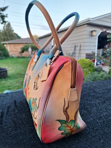 Sukriti Handtasche - große Größe - wunderschön bemalt mit Schmetterlingen und Hibiskus - Bild 8 von 16