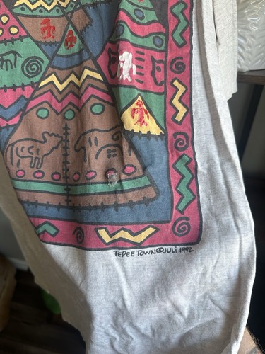 1992 Teepee Town Kiowah Native American Indian Tribal Art T Shirt - Picture 2 of 4