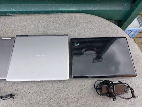 4 x Laptop Konvolut /HP /Asus/ Toschiba /Fujitsu/Siemens ungeprüft Teile - Bild 6 von 14
