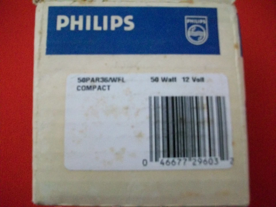 PHILIPS 50PAR36/WFL COMPACT 50 WATT 12 VOLT LOW VOLT APPLICATIONS-CAR BOAT ETC - Image 2 of 4
