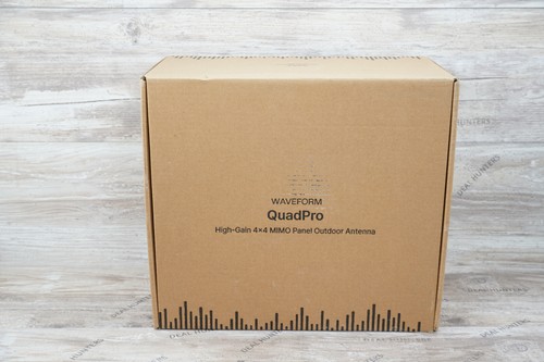 Waveform Quadpro The High Gain4x4 MIMO Panel Antenna|ANT-4-660-pa sm - Photo 3/4