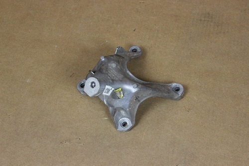 Audi A4 8W B9 Motorlager Getriebehalter Motorhalter Träger Halter 8W0199307E