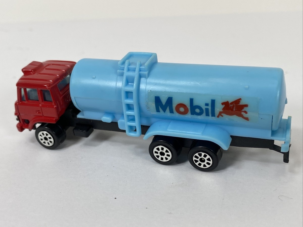 KINGSTAR (KING STAR) 1/100 MITSUBISHI FUSO #FU112 Mobil Gas