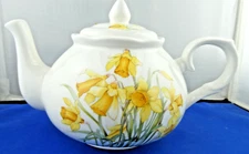 DAFFODIL FINE BONE CHINA MADE ENGLAND ADDERLEY CERAMICS TEAPOT 6 CUP 44oz NEW
