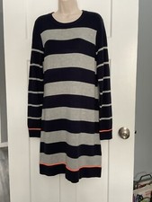 Vince Camuto size M scoop neck long sleeve sweater dress