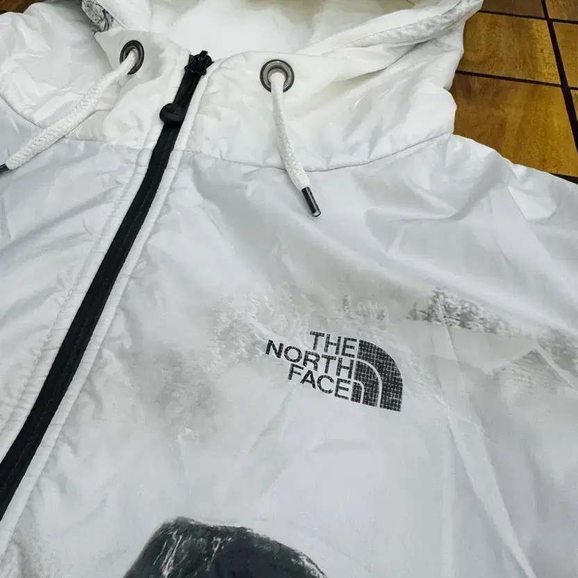 The North Face Snow Mountain Anorak Windbreaker Dress XL White