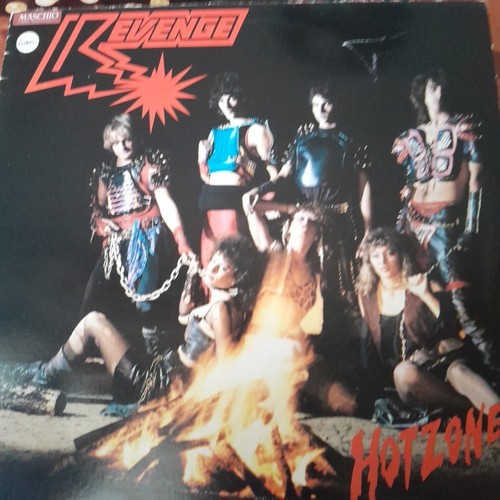 Revenge- Hotzone-1985 ITA- Rare - Foto 1 di 8