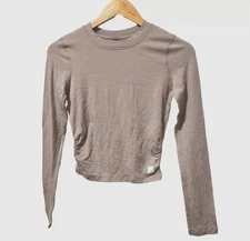 Vuori Long-Sleeve Coast Crop Crew Umber color size XS