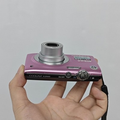 90%New Nikon Coolpix S2500 12MP Digital Camera 4x Optical Zoom