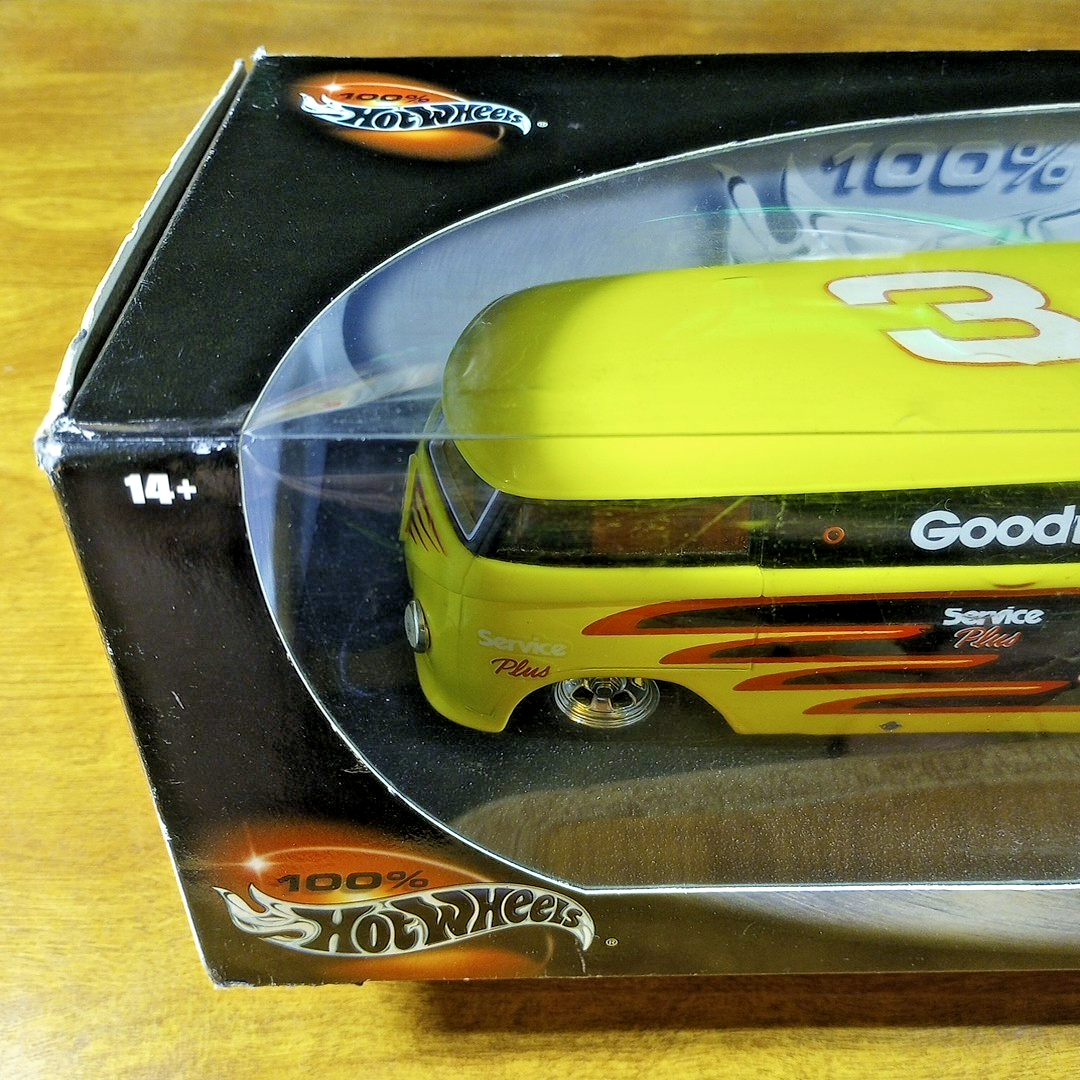 Hot Wheels 100% 1:18 Customized VW Drag Bus Yellow Black 2000