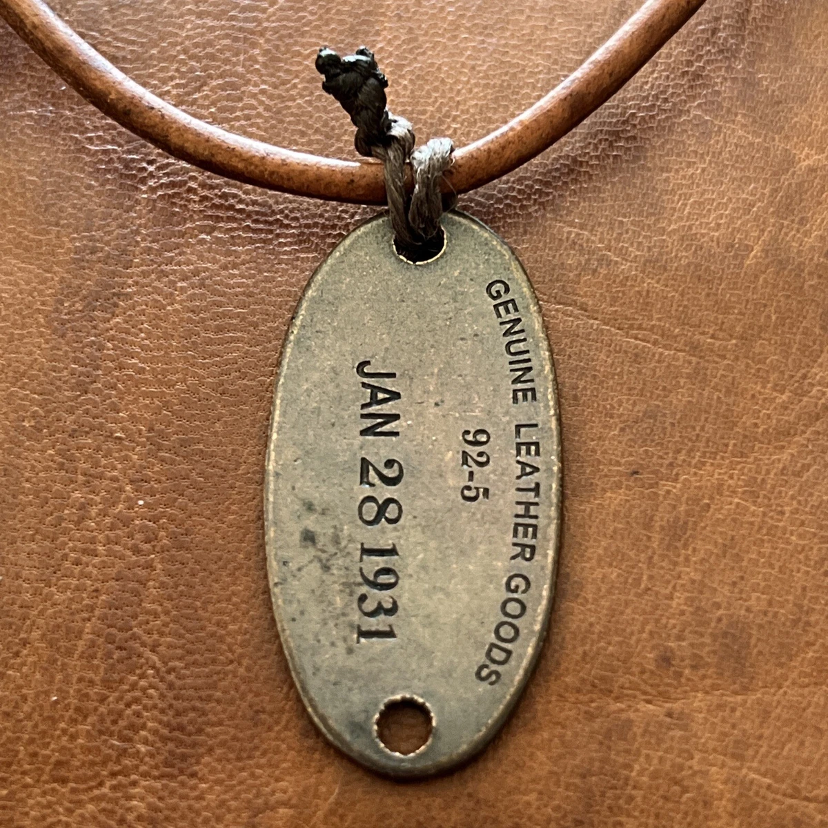 Abercrombie and fitch best sale necklace