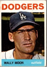 1964 Topps - #353 Wally Moon C736