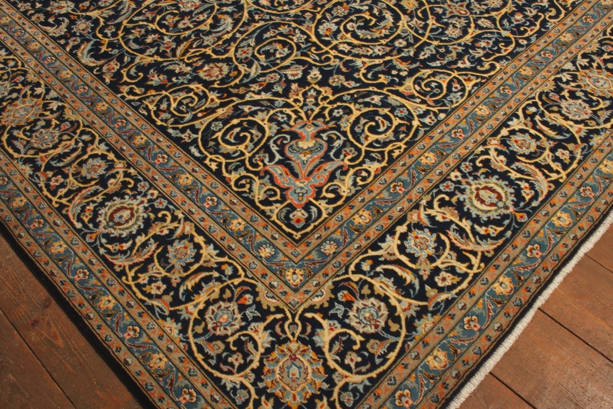 Tapis d'Orient Iran, Kashan Persan -3.00 X 3.85 Mètres Tapis d'Orient Iran, Kashan Persan -3.00 X 3.85 Mètres