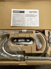 Moen 6400 Bathroom Faucet w/ Drain  Deckplate- Chrome