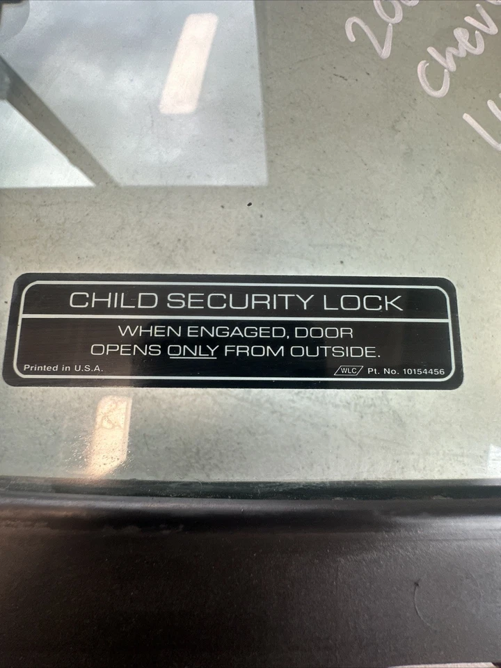 Chevy Lumina 2000 cuarto trasero cristal diestro 10283742 Foto 2 de 4