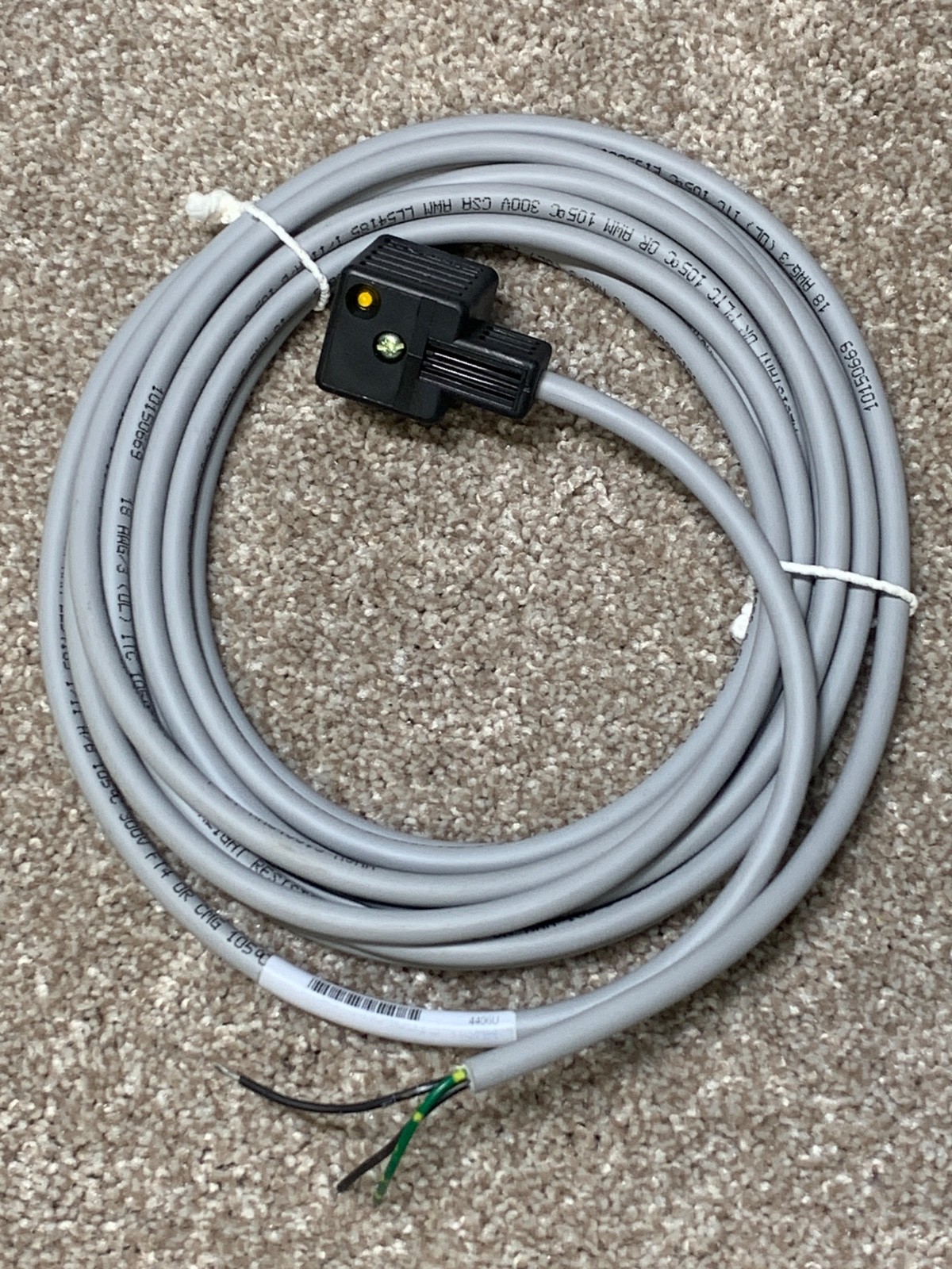Turck VAS 22-E669-5M Valve Plug Cordset Form A 18mm U7103 5-Meter Cable