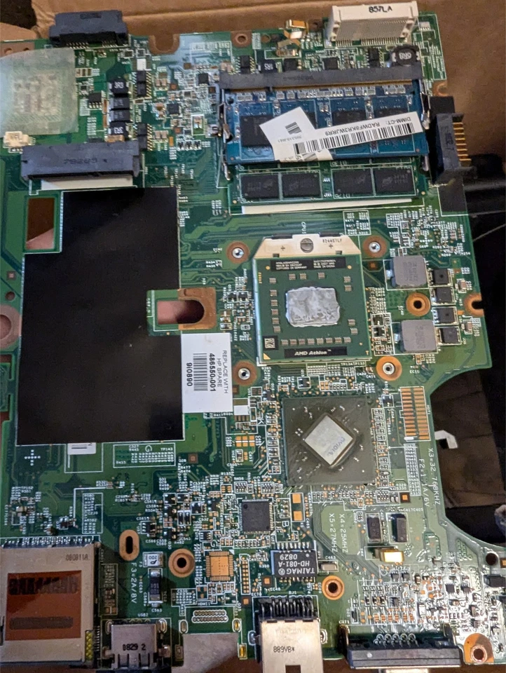 Compaq presario cq50 black comes disassembled  - Image 4 of 4