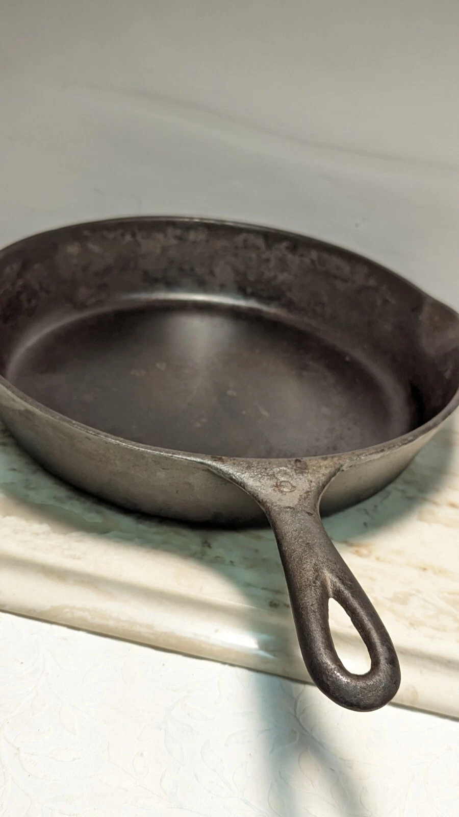 Vintage Wagner Ware No 8 Cast Iron Skillet 10.5 Inch Frying Pan 1058 T Spin